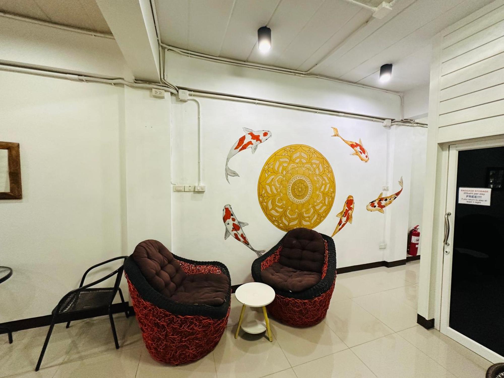 Hug Backpackers Hostel - Chiang Mai — Photos 3